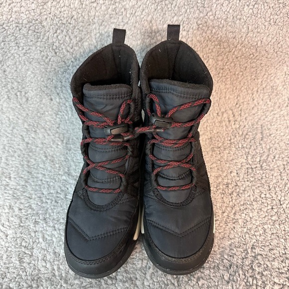 Sorel Insulted Ankle Boots Girls Kids size 3 Black Hiking Trail Outdoor Shoes - Picture 2 of 11